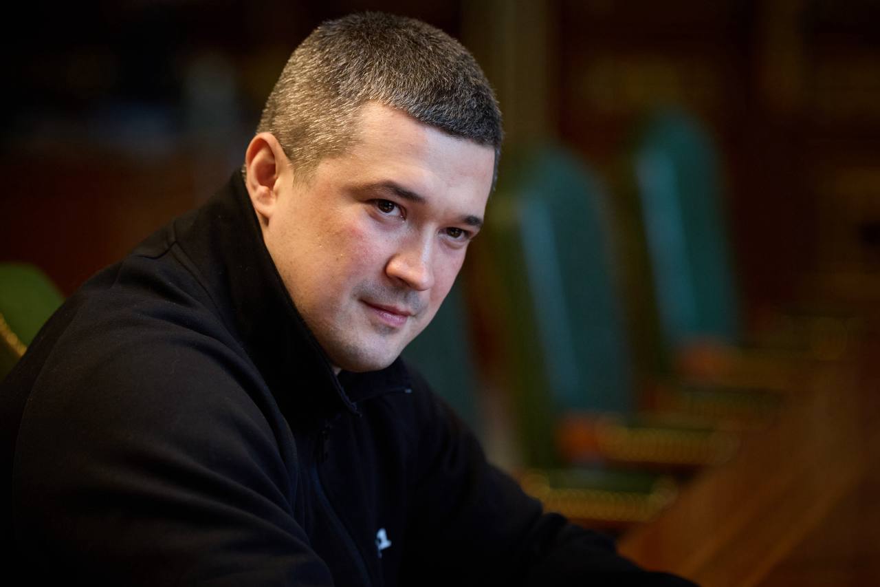 Fedorov’s Ultimatum: Why Zelensky Hesitates to Dismiss Syrskyi and Ukraine Remains Without a Defense Minister