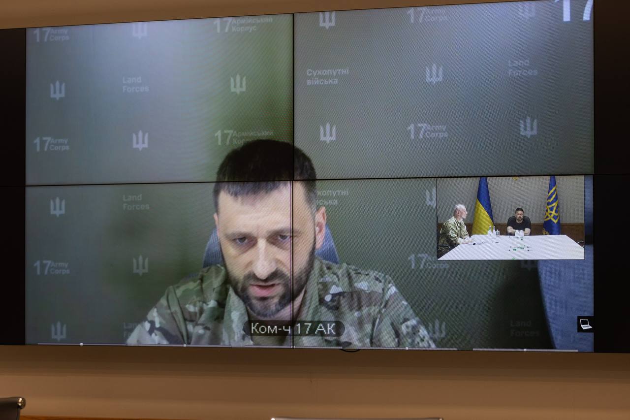 Zelensky Holds Strategic Meeting with Field Commanders Amid Ongoing Combat Operations